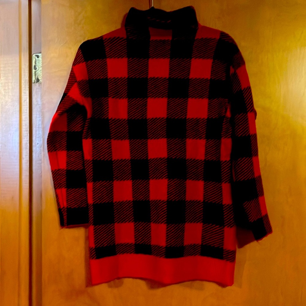 Loft Buffalo Plaid Mock Turtleneck, Black and Red, Size Small Petite